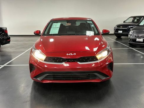 Used 2023 Kia Forte LXS w/ LXS Technology Package FWD image 10