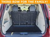 Used 2015 Chrysler Town & Country Touring image 6