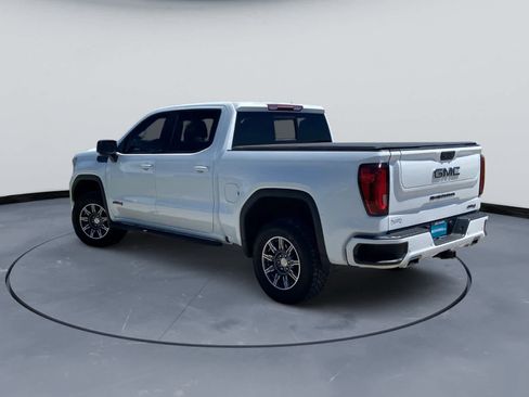 Used 2024 GMC Sierra 1500 AT4 w/ AT4 Premium Package AWD/4WD image 9