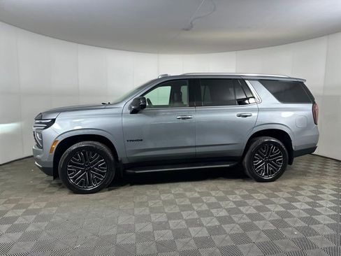 Used 2025 Chevrolet Tahoe LT w/ Comfort Package image 14