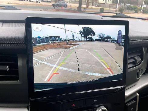 Used 2022 Ford Expedition Max XLT image 25