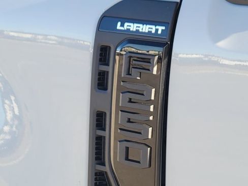 New 2026 Ford F250 Lariat w/ Black Appearance Package image 12