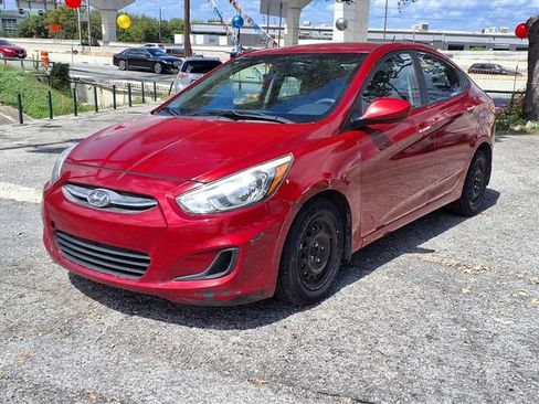 Used 2017 Hyundai Accent SE FWD image 3