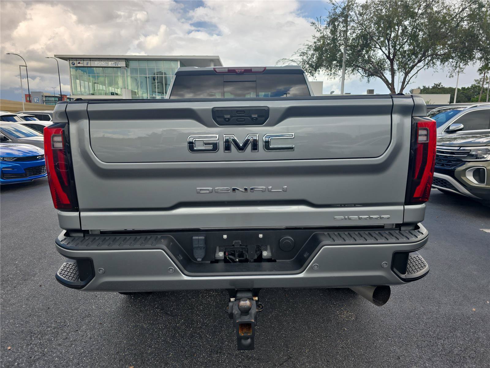 Used 2024 GMC Sierra 3500 Denali Ultimate AWD/4WD image 4