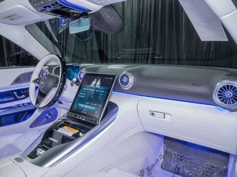 New 2026 Mercedes-Benz Maybach SL 680 image 14