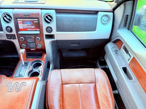 Used 2013 Ford F150 King Ranch w/ King Ranch Luxury Pkg RWD image 8