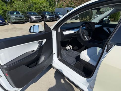 Used 2020 Tesla Model Y Performance AWD/4WD image 10