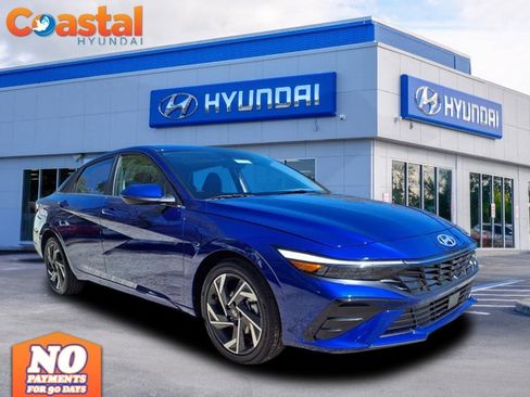 New 2025 Hyundai Elantra SEL image 1