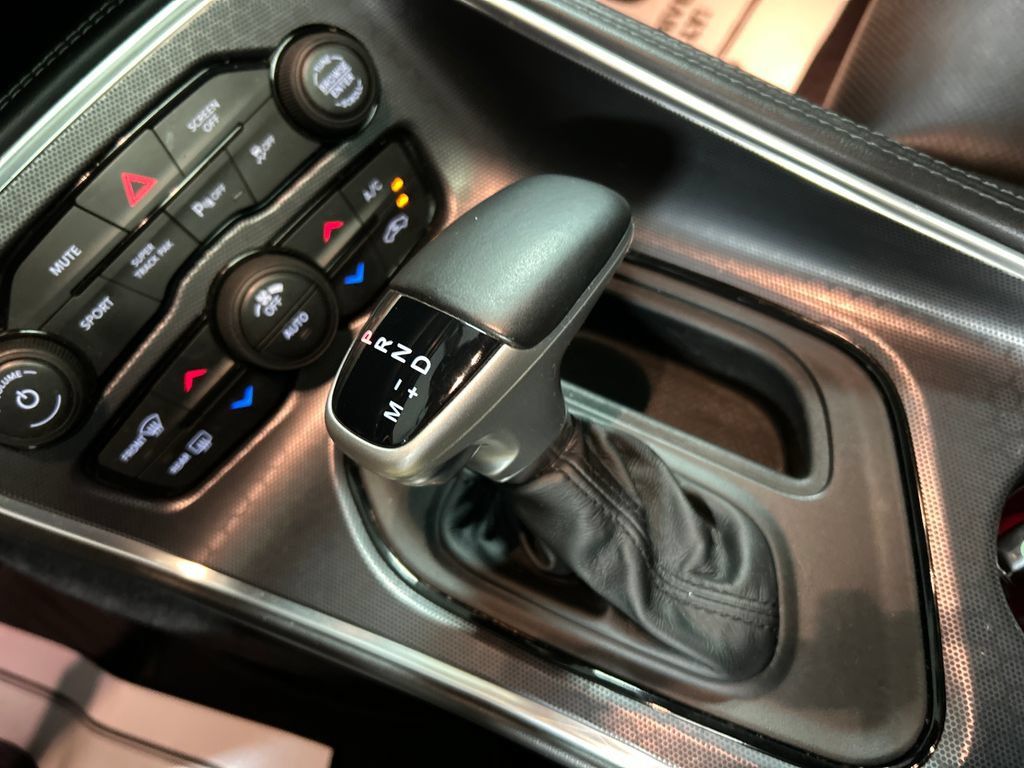 Used 2018 Dodge Challenger GT w/ Driver Convenience Group AWD/4WD image 18