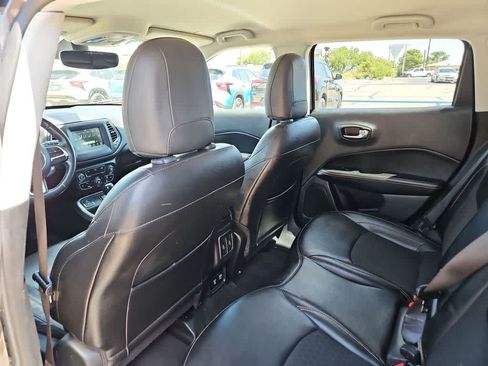 Used 2020 Jeep Compass Latitude w/ Popular Equipment Group FWD image 18