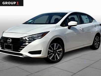 New 2025 Nissan Versa SV w/ Trunk Package