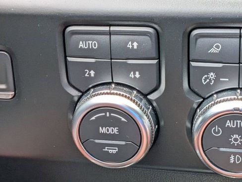 Used 2022 GMC Sierra 1500 Denali Ultimate image 28