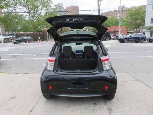 Used 2014 Scion iQ FWD image 19