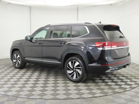 Certified 2024 Volkswagen Atlas SEL image 7
