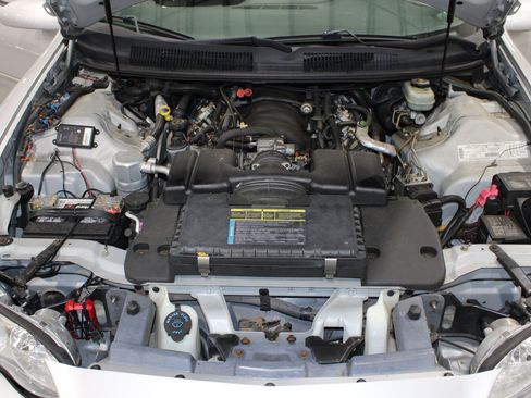 Used 1998 Chevrolet Camaro Z28 RWD image 11