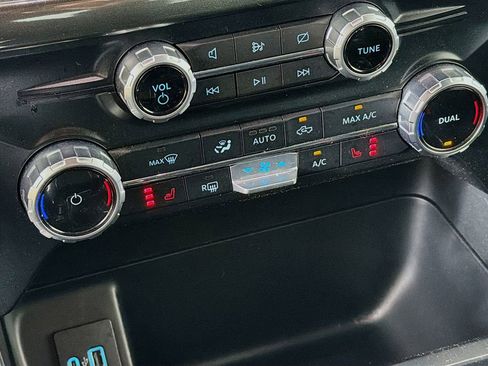 Used 2023 Ford F150 XLT AWD/4WD image 36