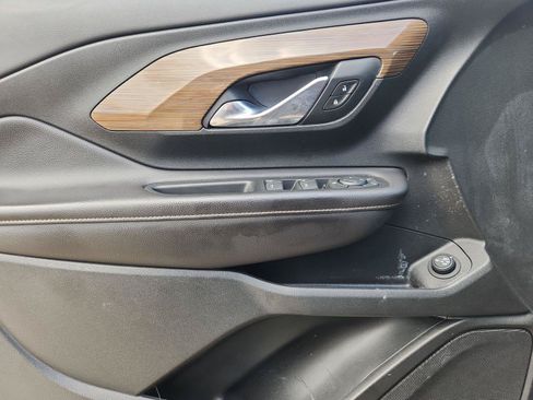 Used 2020 GMC Terrain SLE w/ Driver Convenience Package FWD image 21