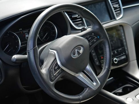 Used 2023 INFINITI QX55 Essential AWD/4WD image 16
