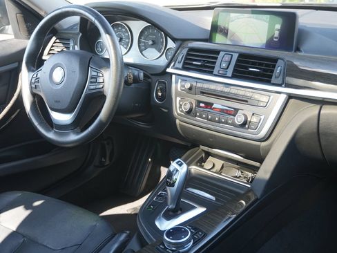 Used 2014 BMW 335i xDrive Sedan AWD/4WD image 23