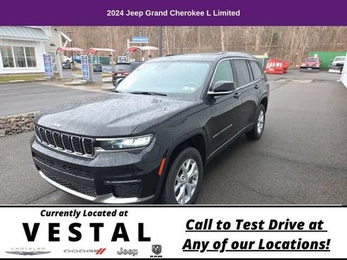 Used 2024 Jeep Grand Cherokee L Limited AWD/4WD image 9
