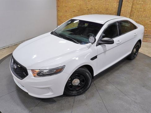 Used 2019 Ford Taurus Police Interceptor AWD image 2