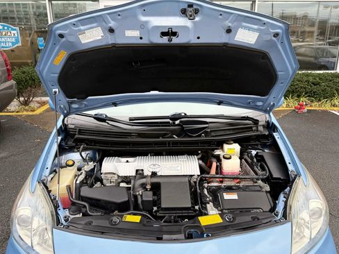 Used 2013 Toyota Prius Prime Plug-In Hybrid image 36
