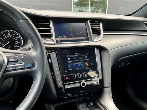 Used 2023 INFINITI QX50 Sport image 7