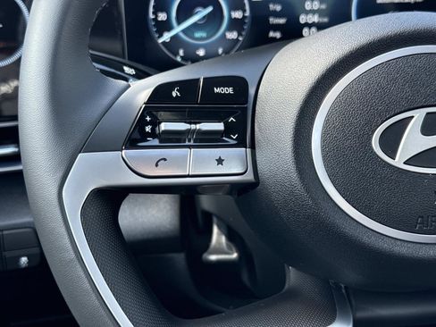 New 2026 Hyundai Elantra Limited FWD image 7