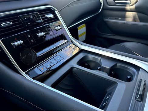 New 2026 Nissan Armada SV image 17