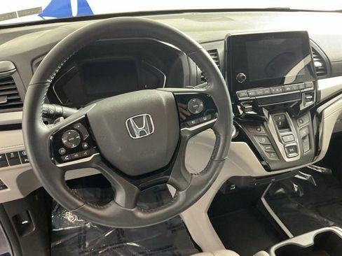 Certified 2023 Honda Odyssey Touring image 19