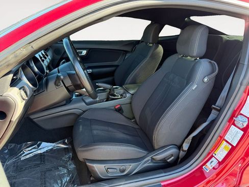 Used 2023 Ford Mustang GT RWD image 6