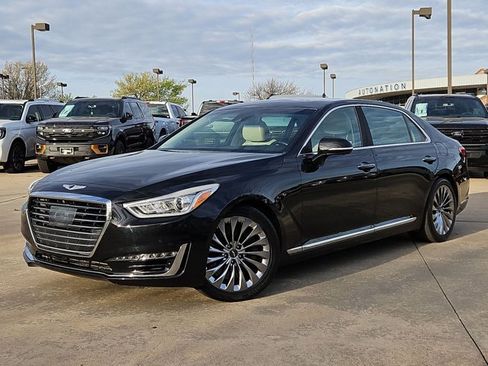 Used 2018 Genesis G90 3.3T Premium image 1