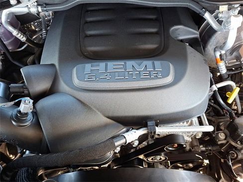 Used 2024 RAM 2500 Tradesman w/ Chrome Appearance Group image 27