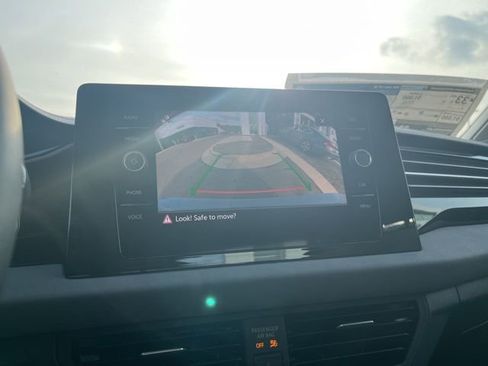 New 2026 Volkswagen Jetta SE FWD image 14