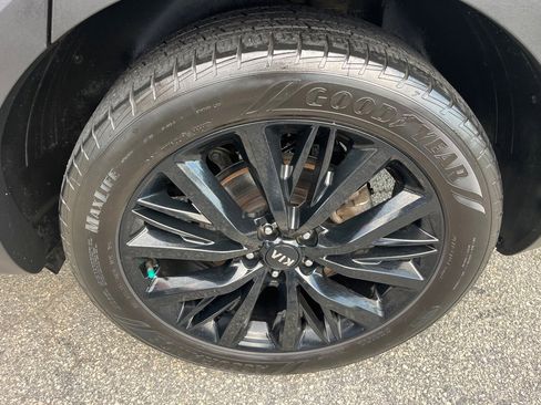 Used 2020 Kia Telluride SX w/ SX Prestige Package image 15
