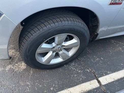 Used 2014 RAM 1500 Express image 6