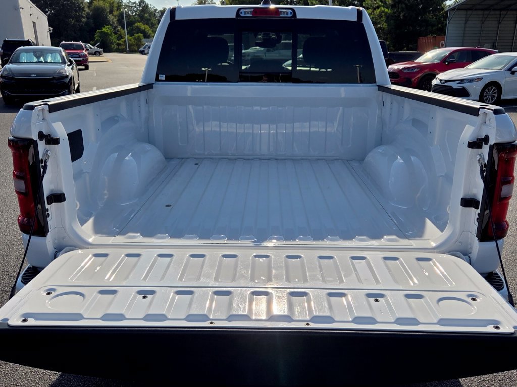 Used 2025 RAM 1500 Big Horn RWD image 12