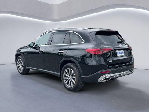 New 2025 Mercedes-Benz GLC 300 4MATIC image 4