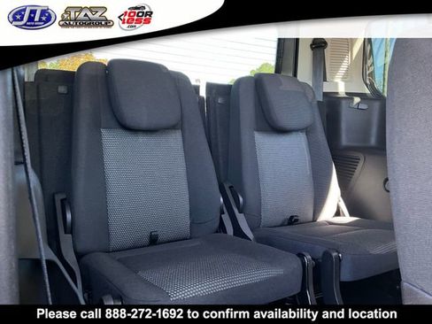 Used 2017 Ford Transit Connect XL image 12