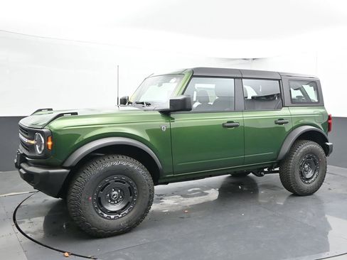 New 2025 Ford Bronco 4-Door w/ Sasquatch Package image 5
