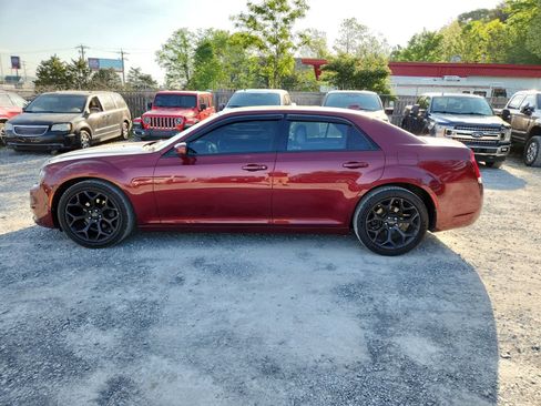 Used 2019 Chrysler 300 S image 2