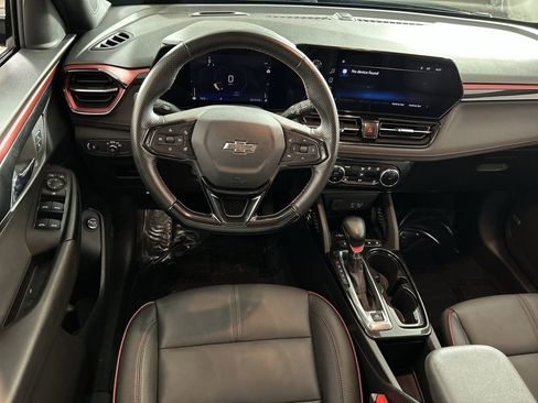 Used 2024 Chevrolet TrailBlazer RS w/ Convenience Package image 21
