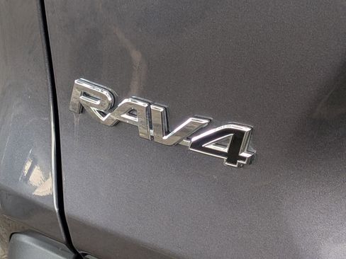 Certified 2023 Toyota RAV4 XLE Premium AWD/4WD image 30
