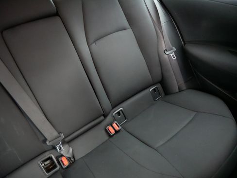 Used 2022 Toyota Corolla LE FWD image 14