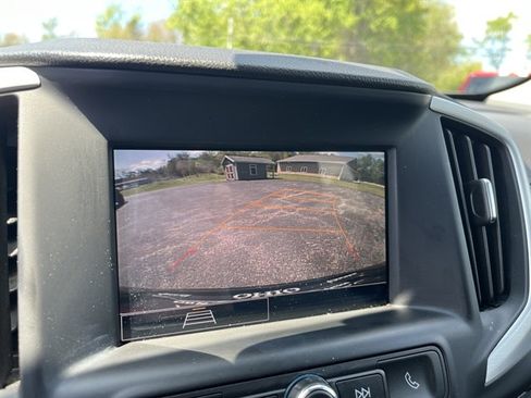 Used 2023 GMC Terrain SLE w/ Driver Convenience Package AWD/4WD image 25