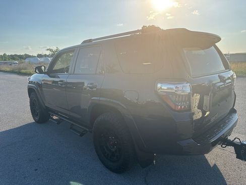 Used 2024 Toyota 4Runner SR5 Premium AWD/4WD image 6