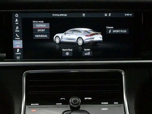 Used 2020 Porsche Panamera 4 AWD/4WD image 29