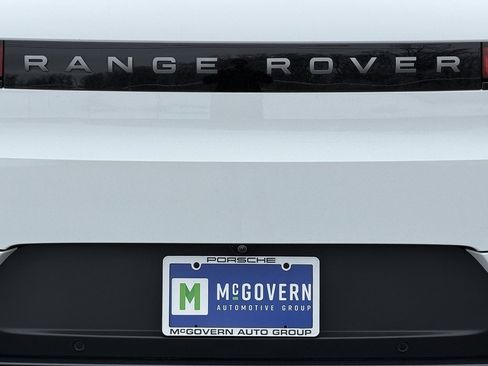 Used 2025 Land Rover Range Rover Sport SE image 26