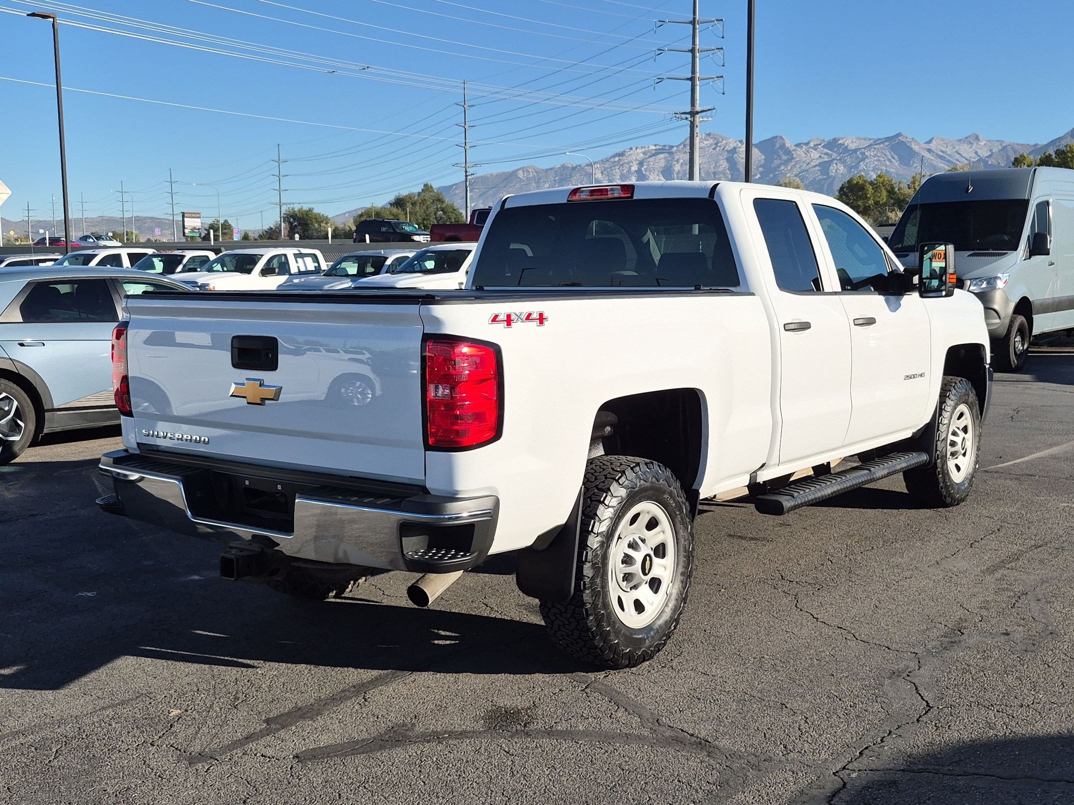 Used 2017 Chevrolet Silverado 2500 W/T w/ WT Convenience Package AWD/4WD image 3