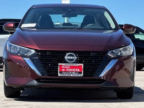 Used 2025 Nissan Sentra SV FWD image 6
